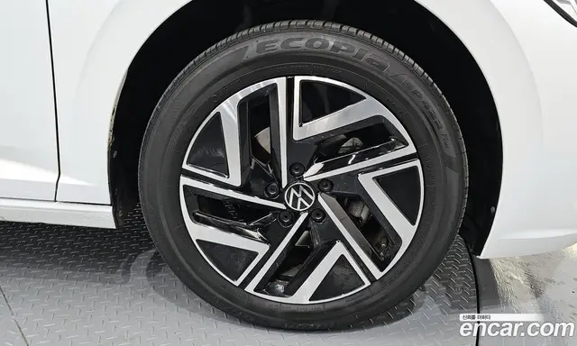 Volkswagen Jetta 2024 1.5 автомат (гидро), миниатюра 7 Volkswagen Jetta 2024 1.5 автомат (гидро), миниатюра 7