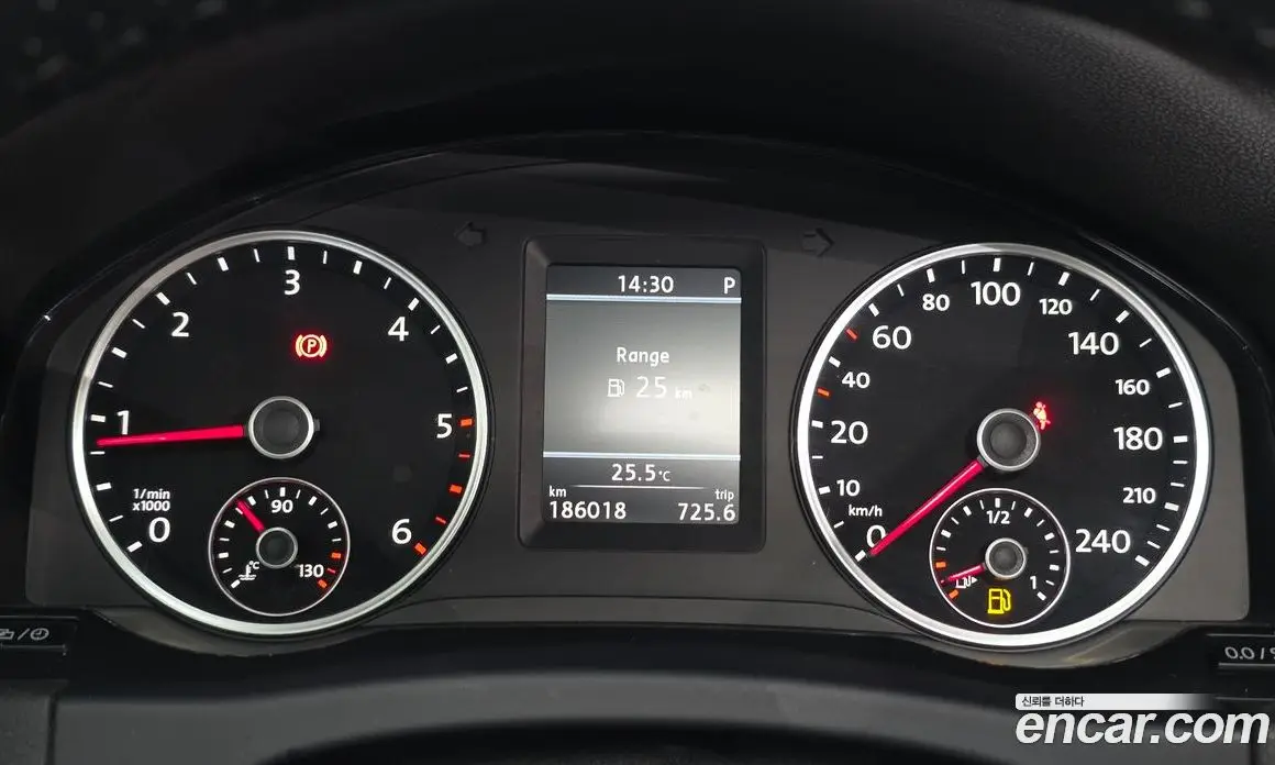 Volkswagen Tiguan 2014 2.0 автомат (гидро), фото 8