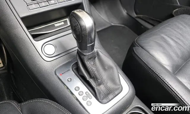 Volkswagen Tiguan 2014 2.0 автомат (гидро), миниатюра 9