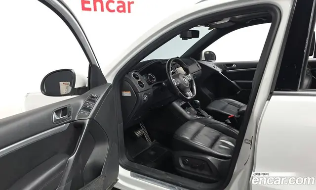 Volkswagen Tiguan 2014 2.0 автомат (гидро), миниатюра 10