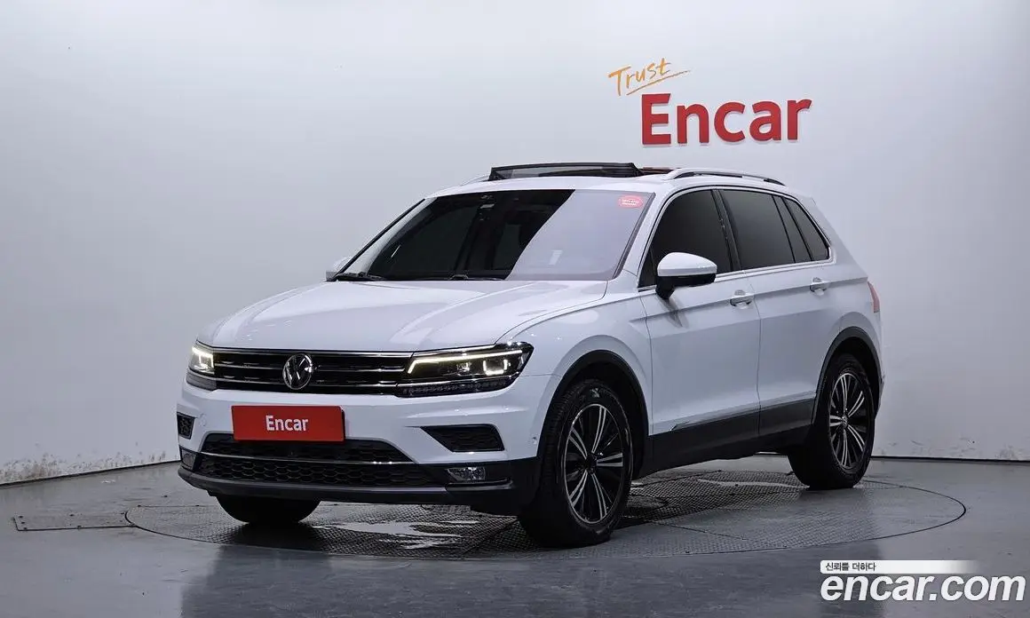 Volkswagen Tiguan 2020 2.0 автомат (гидро), фото 1 Volkswagen Tiguan 2020 2.0 автомат (гидро), фото 1