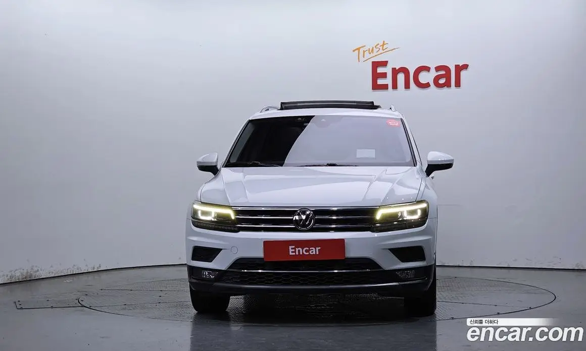 Volkswagen Tiguan 2020 2.0 автомат (гидро), фото 3 Volkswagen Tiguan 2020 2.0 автомат (гидро), фото 3