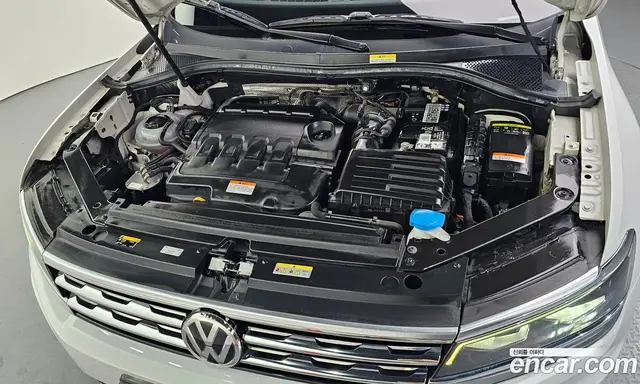 Volkswagen Tiguan 2020 2.0 автомат (гидро), миниатюра 6 Volkswagen Tiguan 2020 2.0 автомат (гидро), миниатюра 6