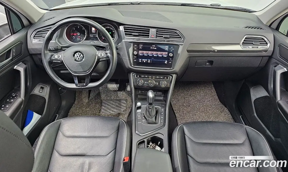 Volkswagen Tiguan 2020 2.0 автомат (гидро), фото 10 Volkswagen Tiguan 2020 2.0 автомат (гидро), фото 10