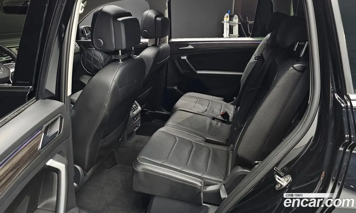 Volkswagen Tiguan 2022 2.0 автомат (гидро), фото 13