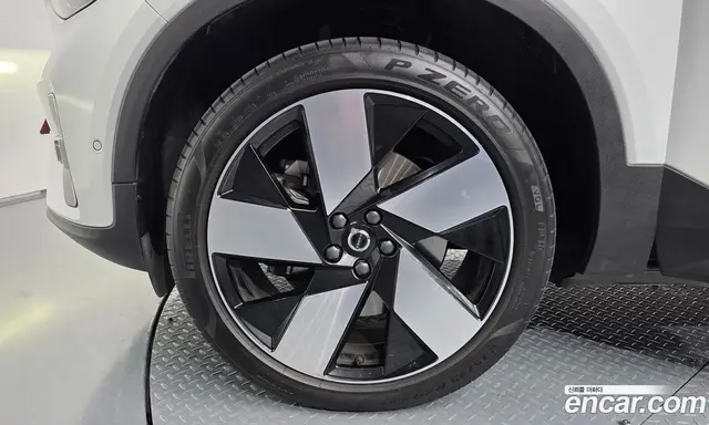 Volvo C40 2022 0.2 автомат (гидро), миниатюра 4 Volvo C40 2022 0.2 автомат (гидро), миниатюра 4