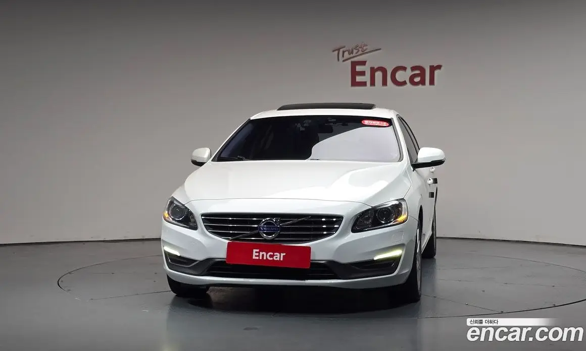 Volvo S60 2014 1.6 автомат (гидро), фото 2 Volvo S60 2014 1.6 автомат (гидро), фото 2