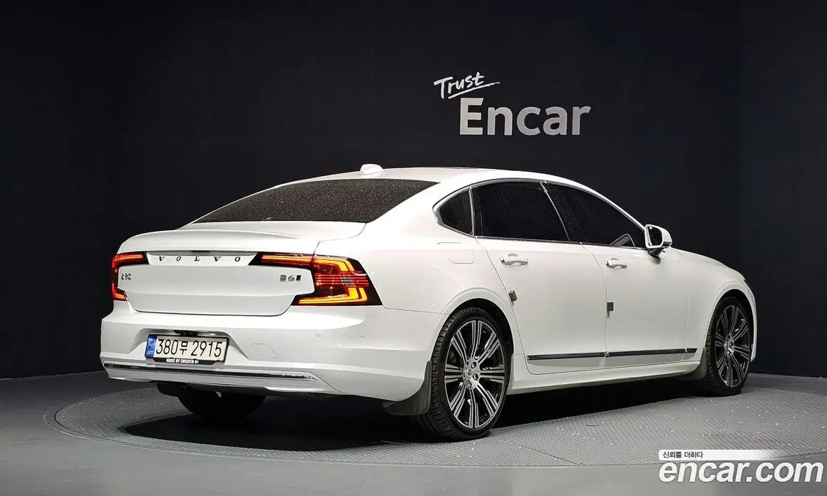 Volvo S90 2022 2.0 автомат (гидро), фото 2 Volvo S90 2022 2.0 автомат (гидро), фото 2