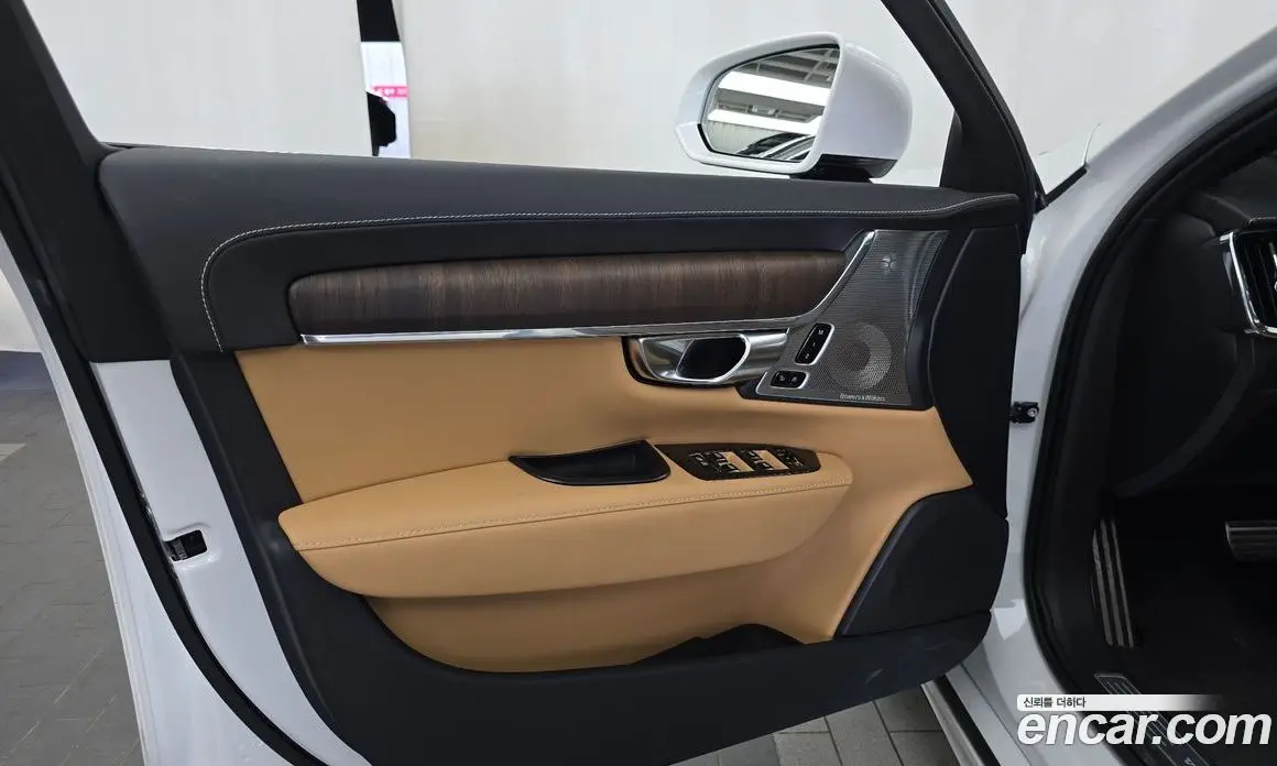 Volvo S90 2022 2.0 автомат (гидро), фото 14 Volvo S90 2022 2.0 автомат (гидро), фото 14