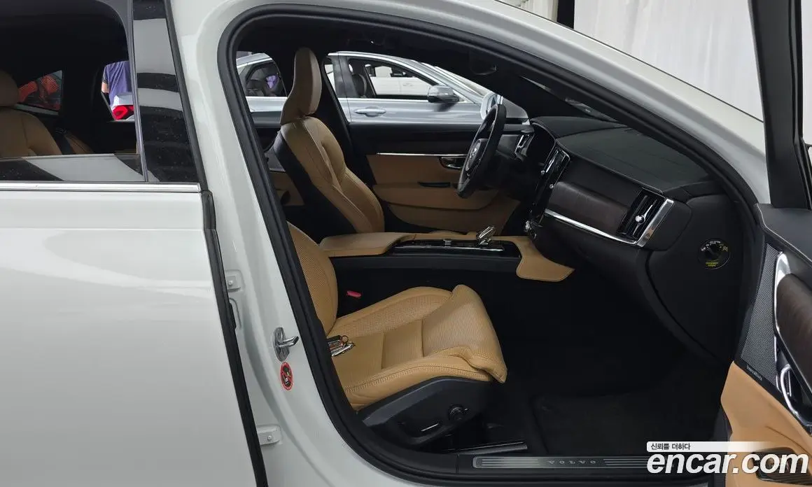 Volvo S90 2022 2.0 автомат (гидро), фото 16 Volvo S90 2022 2.0 автомат (гидро), фото 16