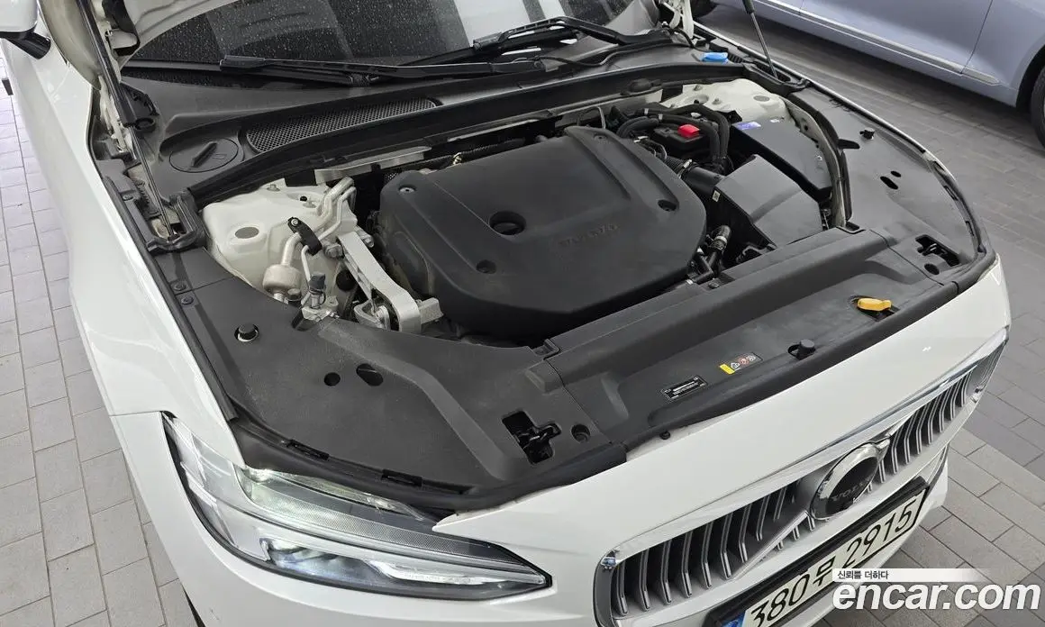 Volvo S90 2022 2.0 автомат (гидро), фото 6 Volvo S90 2022 2.0 автомат (гидро), фото 6