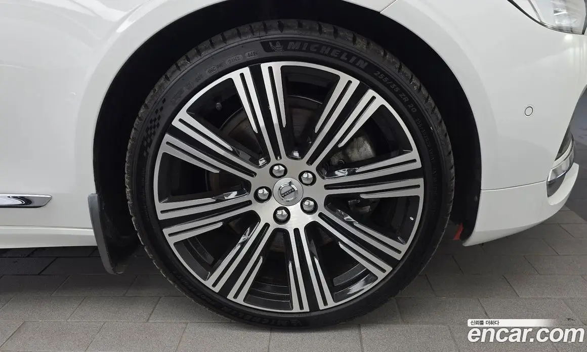 Volvo S90 2022 2.0 автомат (гидро), фото 7 Volvo S90 2022 2.0 автомат (гидро), фото 7