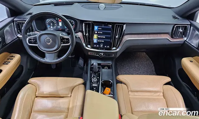 Volvo V60 2021 2.0 автомат (гидро), миниатюра 10 Volvo V60 2021 2.0 автомат (гидро), миниатюра 10