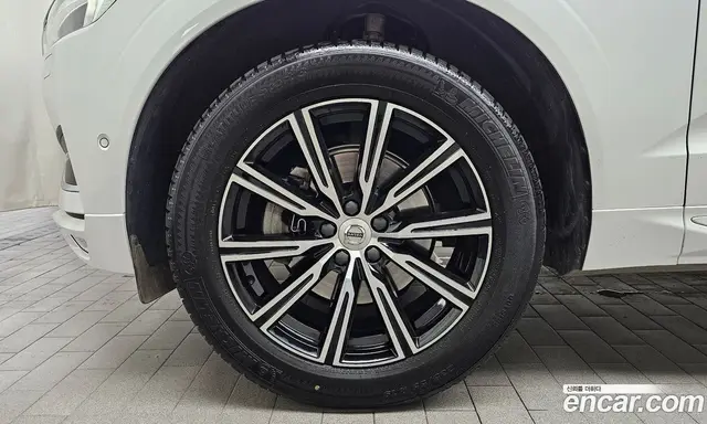 Volvo XC60 2021 2.0 автомат (гидро), миниатюра 4