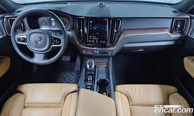 Volvo XC60 2021 2.0 автомат (гидро), миниатюра 9