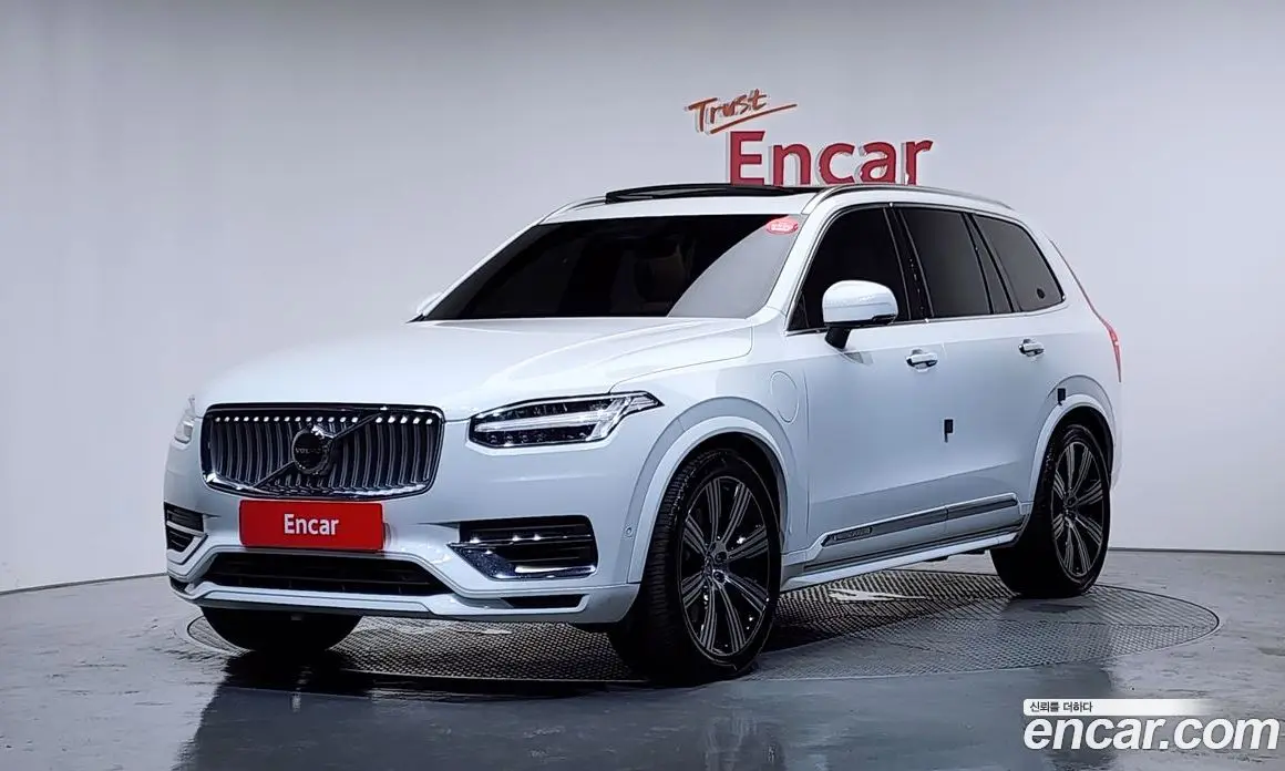 Volvo XC90 2023 2.0 автомат (гидро), фото 1 Volvo XC90 2023 2.0 автомат (гидро), фото 1