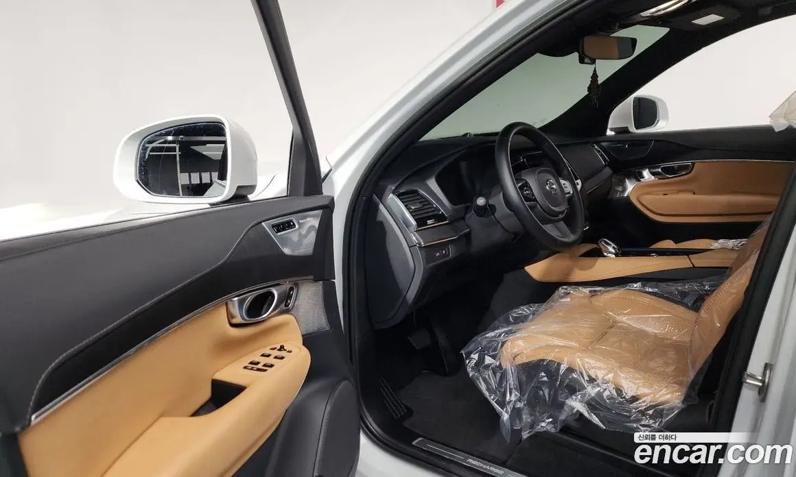 Volvo XC90 2023 2.0 автомат (гидро), фото 13 Volvo XC90 2023 2.0 автомат (гидро), фото 13