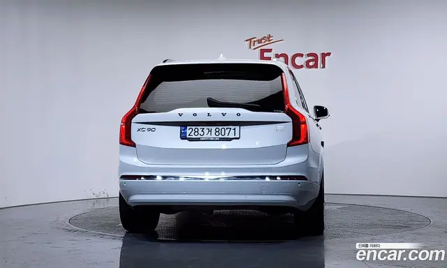 Volvo XC90 2023 2.0 автомат (гидро), миниатюра 4 Volvo XC90 2023 2.0 автомат (гидро), миниатюра 4