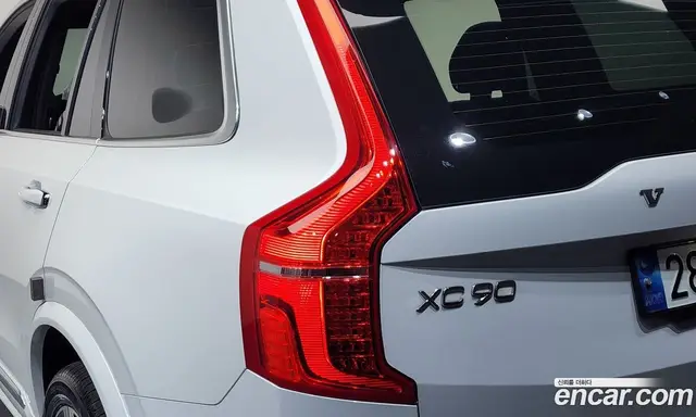 Volvo XC90 2023 2.0 автомат (гидро), миниатюра 9 Volvo XC90 2023 2.0 автомат (гидро), миниатюра 9