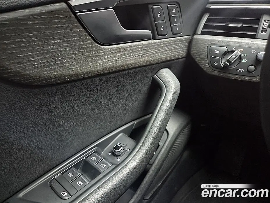 Audi A4 2019 2.0 автомат (гидро), фото 15 Audi A4 2019 2.0 автомат (гидро), фото 15