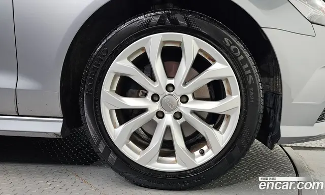 Audi A6 2018 2.0 автомат (гидро), миниатюра 7