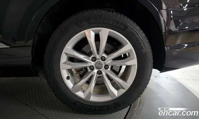 Audi Q7 2019 2.0 автомат (гидро), миниатюра 7