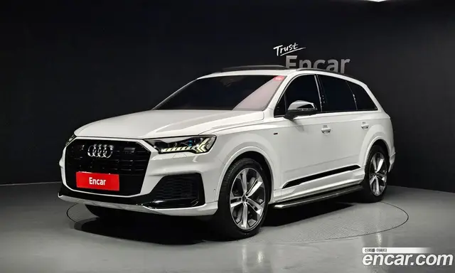 Audi Q7, 2022, 15 364 км
