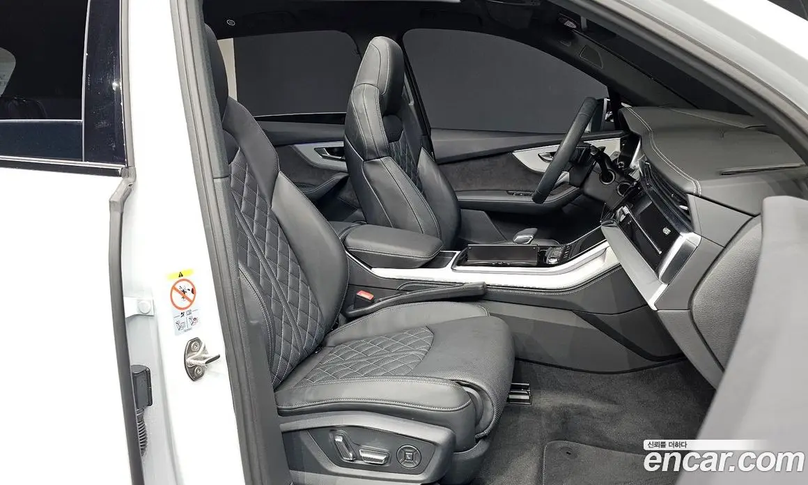Audi Q7 2022 3.0 автомат (гидро), фото 11