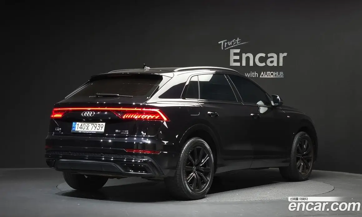 Audi Q8 2021 3.0 автомат (гидро), фото 2 Audi Q8 2021 3.0 автомат (гидро), фото 2