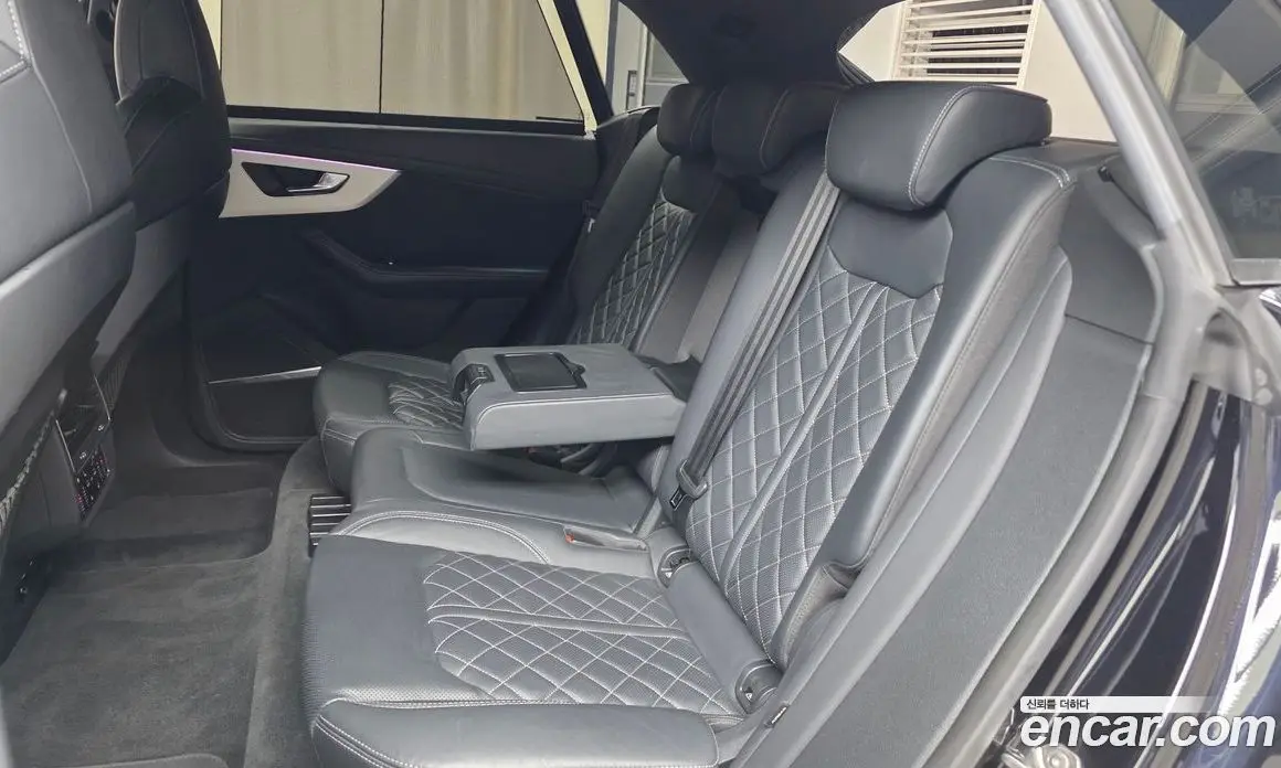 Audi Q8 2021 3.0 автомат (гидро), фото 18 Audi Q8 2021 3.0 автомат (гидро), фото 18