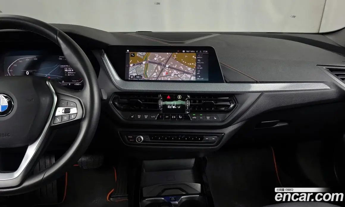 BMW 1 серия 2021 2.0 автомат (гидро), фото 20