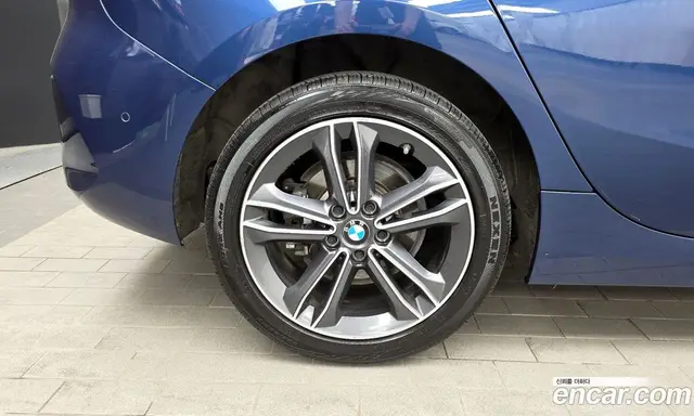 BMW 1 серия 2021 2.0 автомат (гидро), миниатюра 5