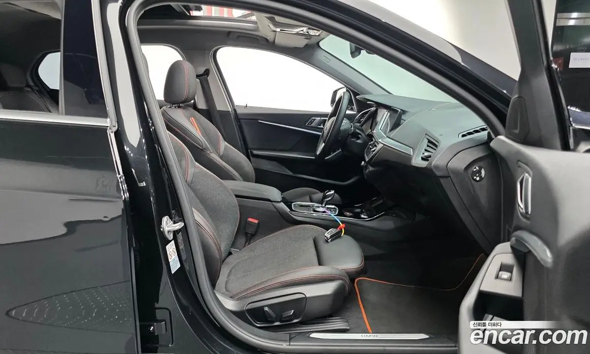 BMW 1 серия 2021 2.0 автомат (гидро), фото 17