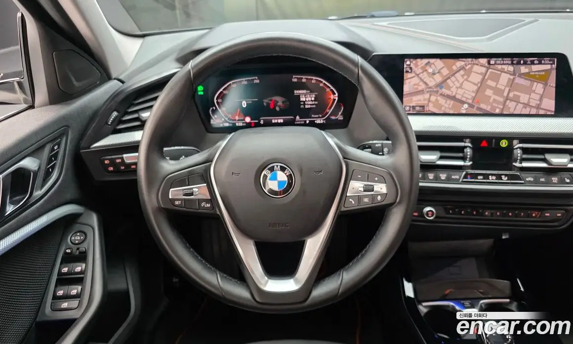 BMW 1 серия 2021 2.0 автомат (гидро), фото 19