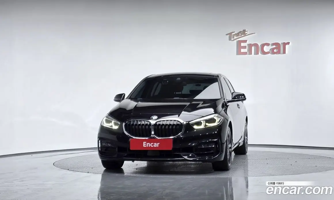 BMW 1 серия 2021 2.0 автомат (гидро), фото 3