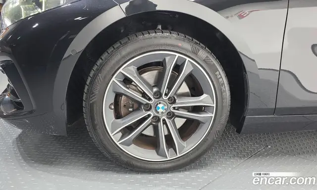 BMW 1 серия 2021 2.0 автомат (гидро), миниатюра 7