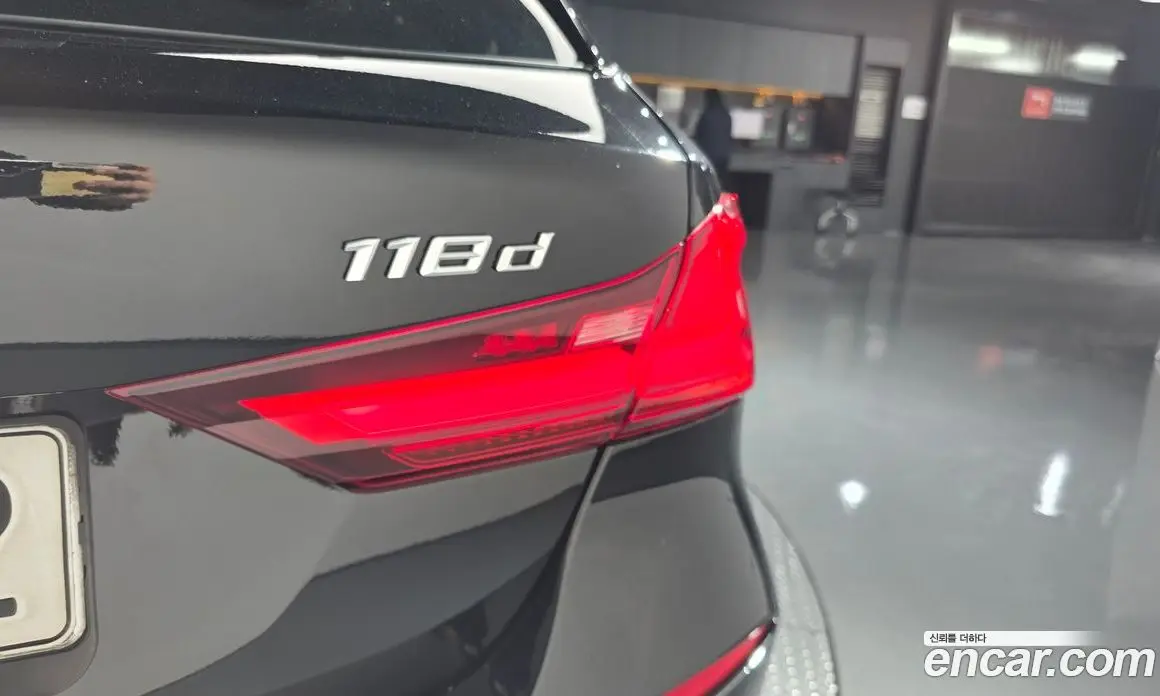 BMW 1 серия 2021 2.0 автомат (гидро), фото 9