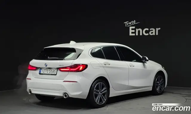 BMW 1 серия 2021 2.0 автомат (гидро), миниатюра 2