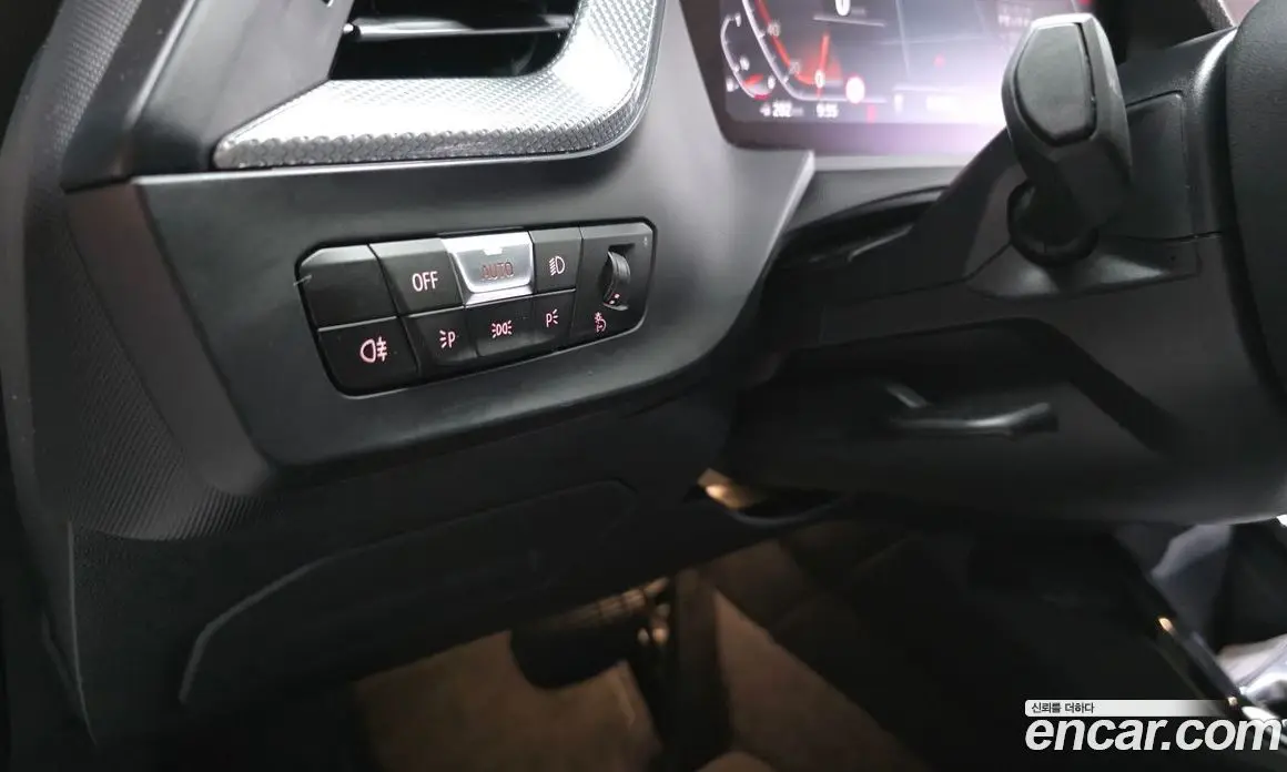BMW 1 серия 2021 2.0 автомат (гидро), фото 20