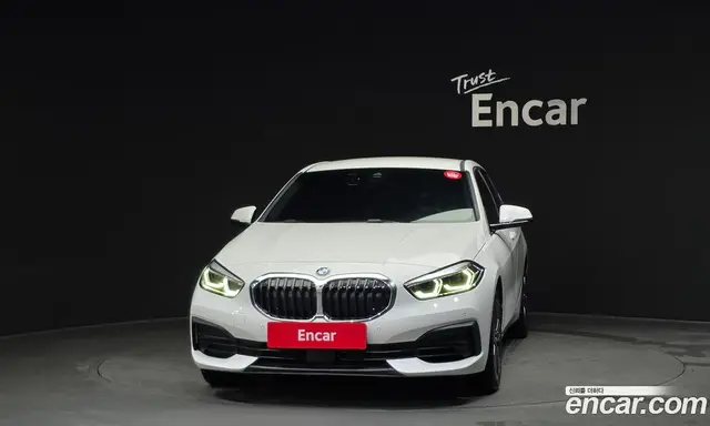 BMW 1 серия 2021 2.0 автомат (гидро), миниатюра 3