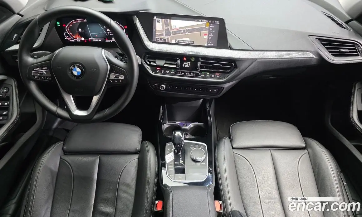 BMW 1 серия 2021 2.0 автомат (гидро), фото 10