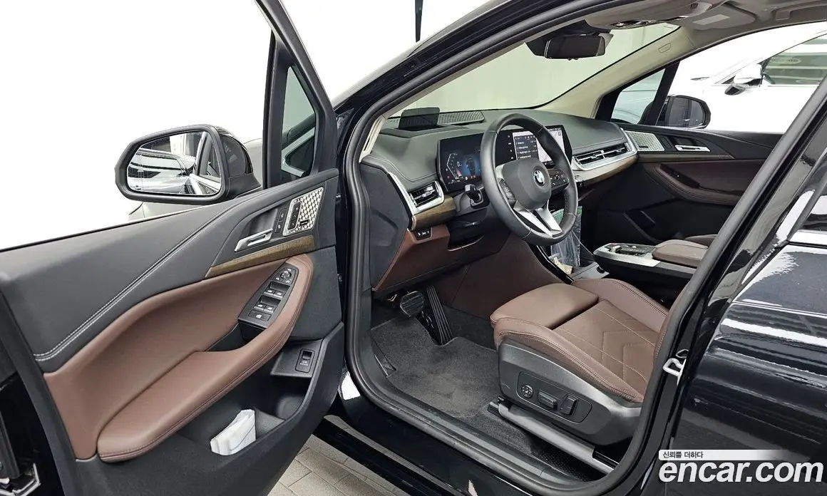 BMW 2 серия 2025 2.0 автомат (гидро), фото 13