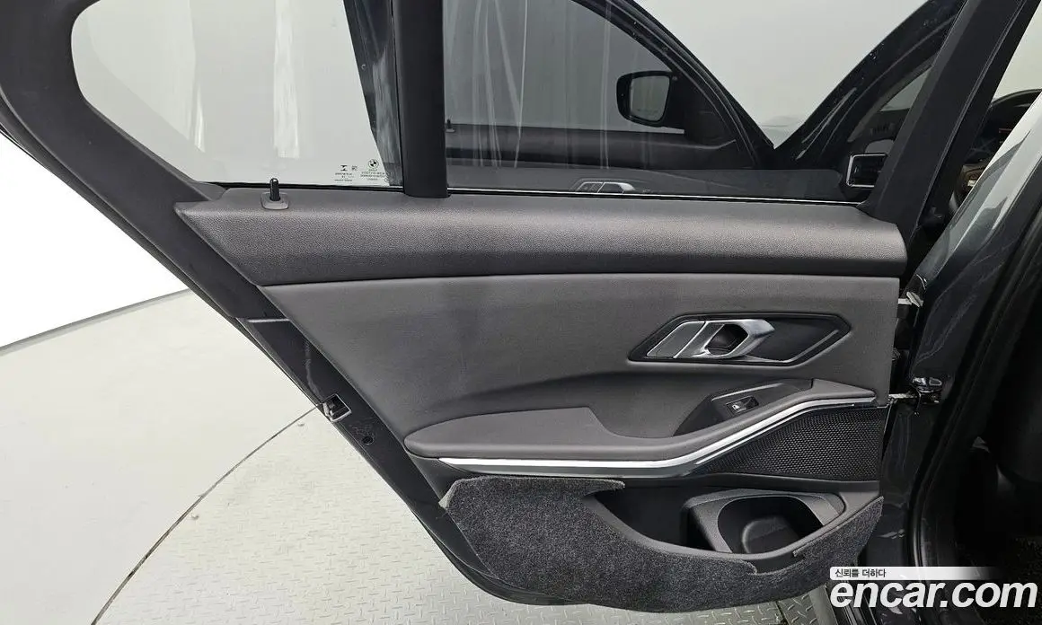 BMW 3 серия 2019 2.0 автомат (гидро), фото 15
