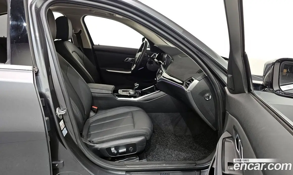 BMW 3 серия 2019 2.0 автомат (гидро), фото 17