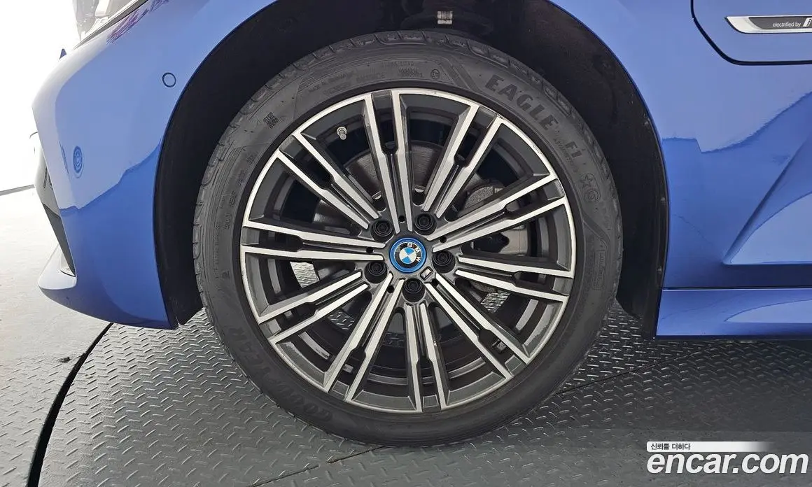 BMW 3 серия 2022 2.0 автомат (гидро), фото 4 BMW 3 серия 2022 2.0 автомат (гидро), фото 4