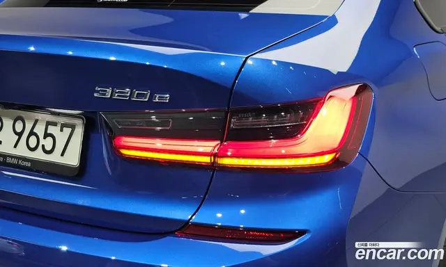 BMW 3 серия 2022 2.0 автомат (гидро), миниатюра 8 BMW 3 серия 2022 2.0 автомат (гидро), миниатюра 8