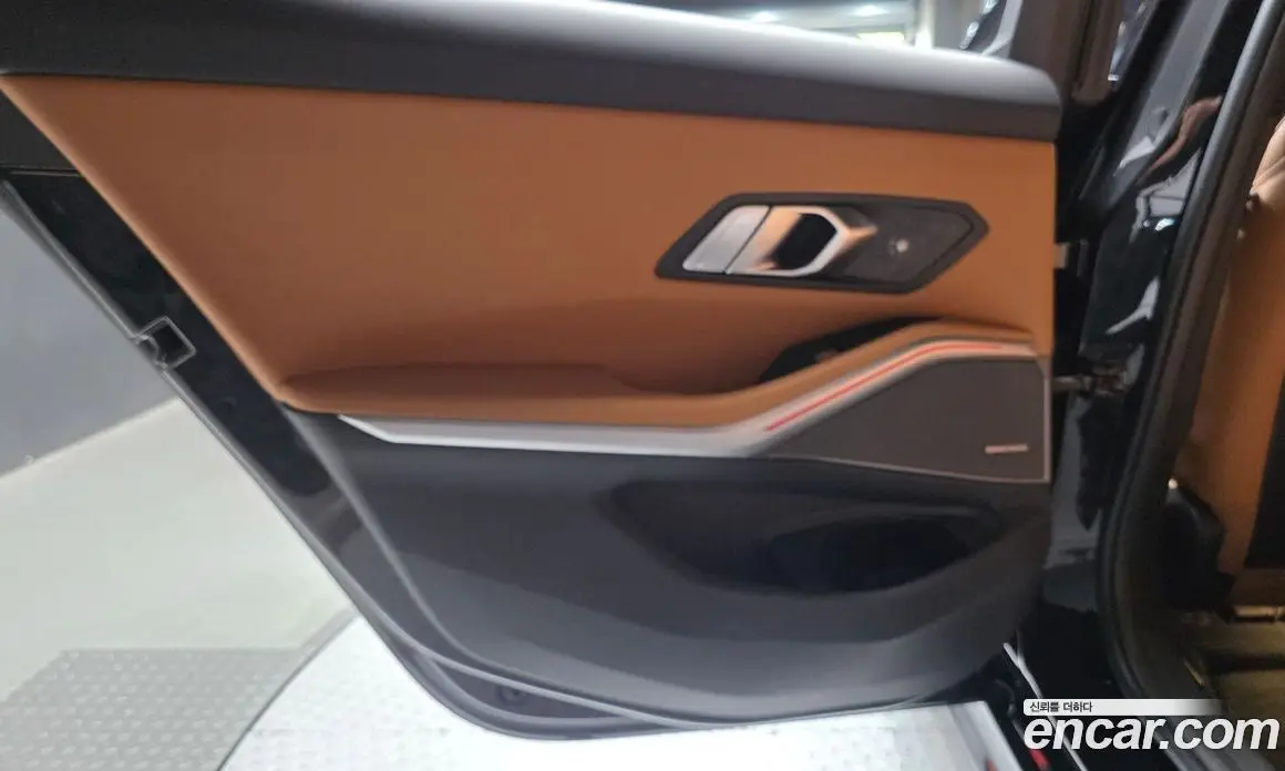 BMW 3 серия 2023 2.0 автомат (гидро), фото 15 BMW 3 серия 2023 2.0 автомат (гидро), фото 15