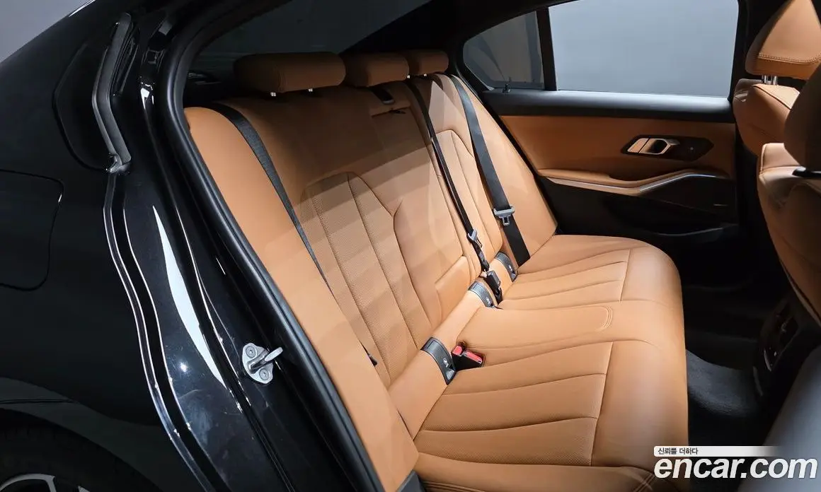 BMW 3 серия 2023 2.0 автомат (гидро), фото 17 BMW 3 серия 2023 2.0 автомат (гидро), фото 17