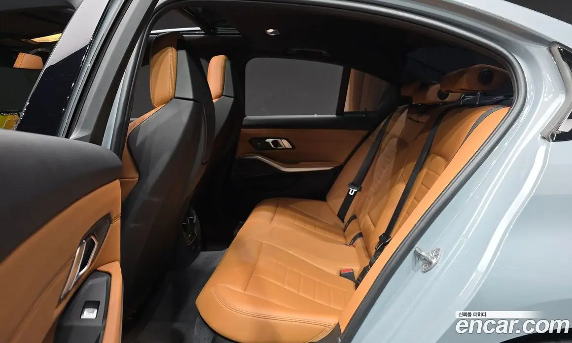 BMW 3 серия 2023 3.0 автомат (гидро), фото 18 BMW 3 серия 2023 3.0 автомат (гидро), фото 18
