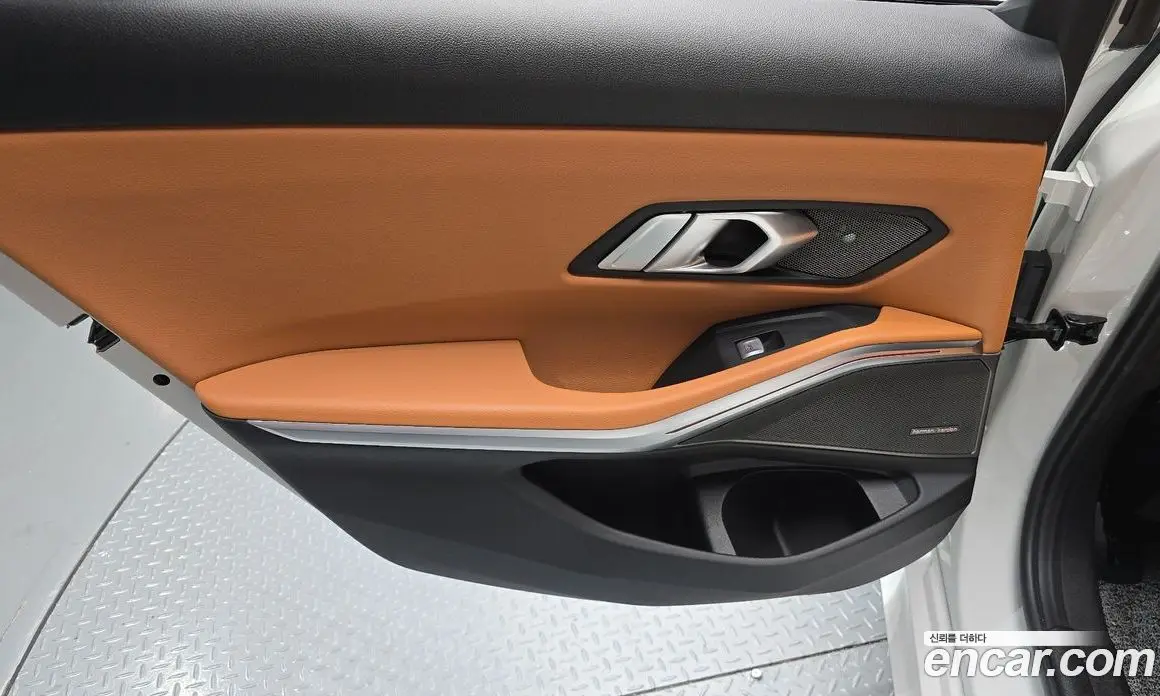 BMW 3 серия 2025 2.0 автомат (гидро), фото 15 BMW 3 серия 2025 2.0 автомат (гидро), фото 15